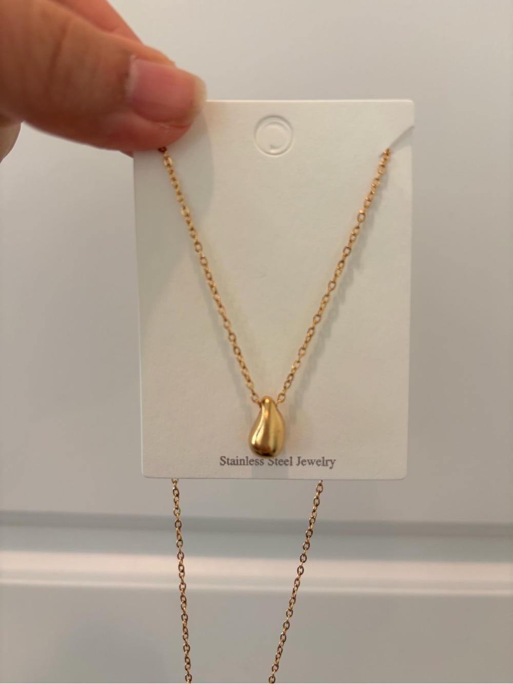Gold Teardrop Pendant Necklace - 18k gold plated Stainless Steel Jewelry